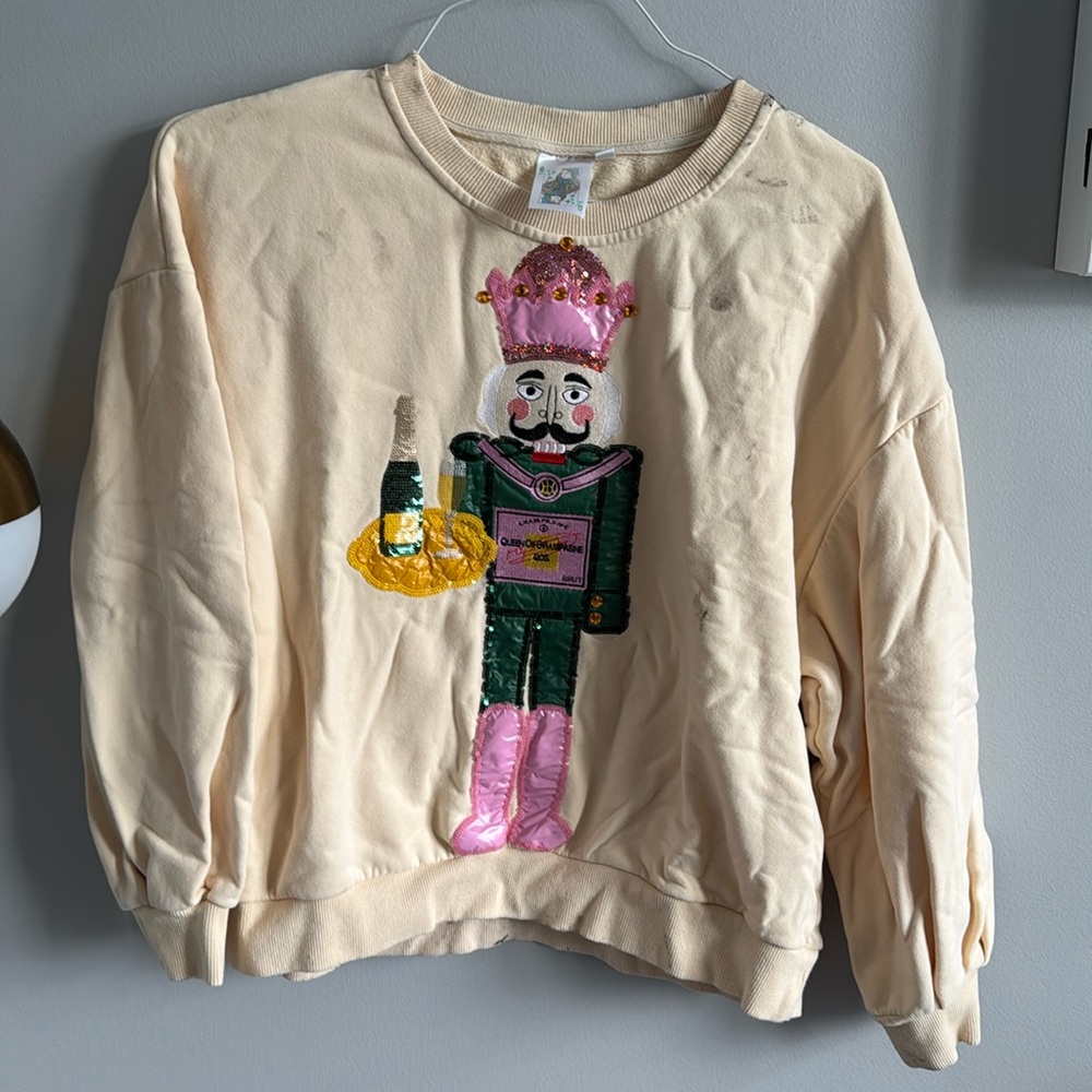 QOS champagne nutcracker